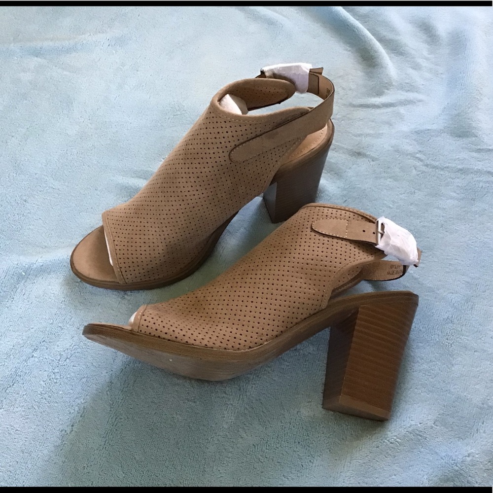 NEW Portland Boot Co. Tan Booties, NWOB, “Nikki”